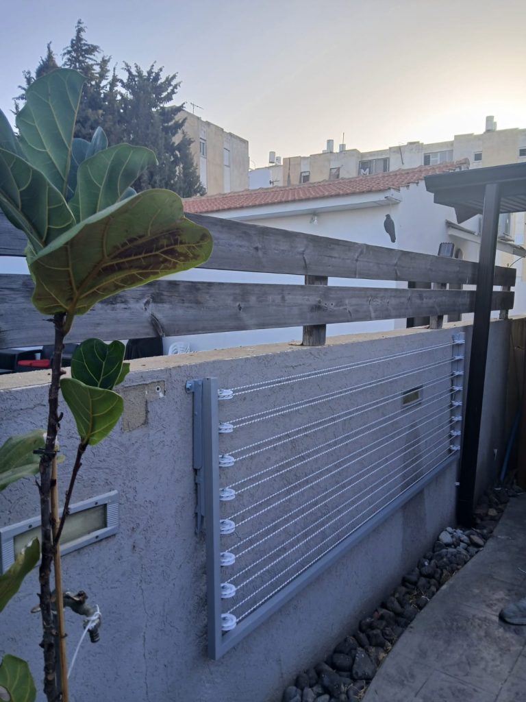 f7ba7cf6-9037-4a05-94b0-1df23eb4db74